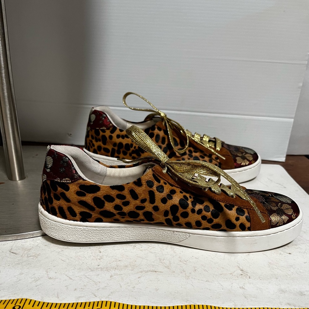 JOHNNY WAS Calfskin Leopard Print and Floral Sneakers Size 9 - Picture 12 of 12
